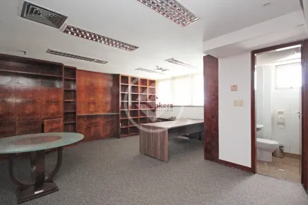 Sala Comercial à venda, 490m² no Funcionários, Belo Horizonte