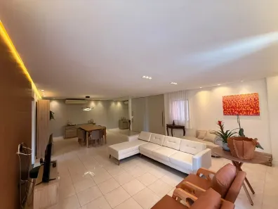 Apartamento com 4 Quartos para alugar, 175m² no Ponta Verde, Maceió