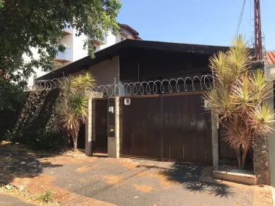Casa com 5 Quartos à venda, 280m² no Vila Guedes de Azevedo, Bauru