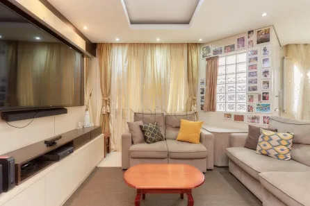 Sobrado com 3 Quartos à venda, 147m² no Xaxim, Curitiba