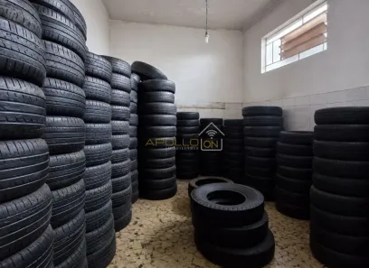Prédio Comercial com 2 Quartos para alugar, 230m² no Macuco, Santos