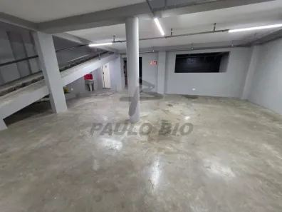 Galpão/Depósito/Armazém para alugar, 700m² no Vila Firmiano Pinto, São Paulo