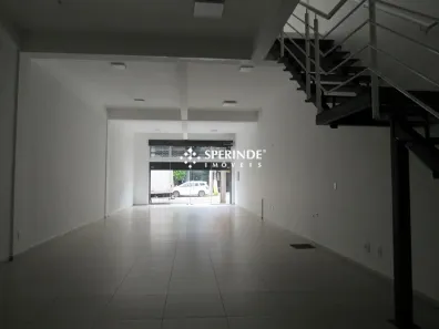 Ponto Comercial para alugar, 220m² no Pio X, Caxias do Sul