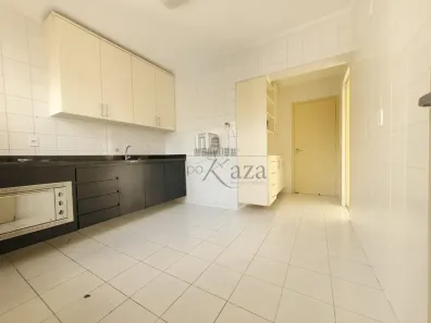 Apartamento com 4 Quartos para alugar, 133m² no Parque Residencial Aquarius, São José dos Campos