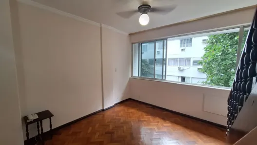 Apartamento com 2 Quartos à venda, 70m² no Copacabana, Rio de Janeiro
