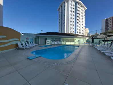 Apartamento com 2 Quartos à venda, 68m² no Barreiros, São José