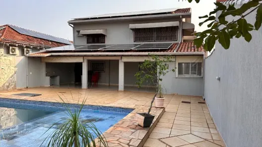 Sobrado com 4 Quartos à venda, 432m² no Vila Vilas Boas, Campo Grande