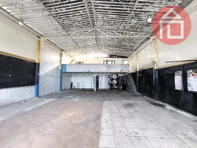 Galpão/Depósito/Armazém para alugar, 235m² no Jardim São Cristóvão, Bragança Paulista