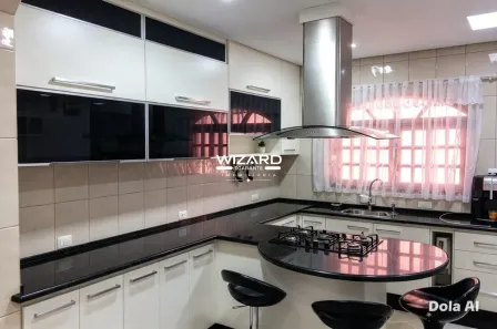 Sobrado com 4 Quartos à venda, 224m² no Parque das Nações, Santo André
