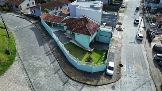 Casa com 2 Quartos à venda, 108m² no Itaum, Joinville