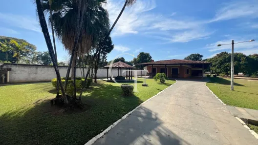 Fazenda/Sítio com 4 Quartos para alugar, 2360m² no Chácaras Agrícolas Bandeirantes, Itu