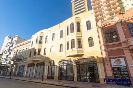 Casa com 1 Quarto para alugar, 30m² no Centro, Curitiba