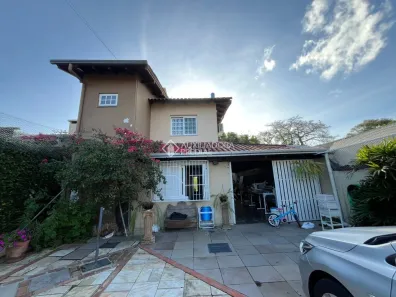 Casa com 4 Quartos para alugar, 249m² no Ipanema, Porto Alegre
