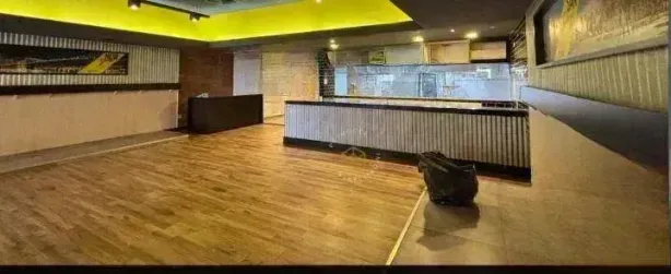 Ponto Comercial para alugar, 356m² no Cambuí, Campinas