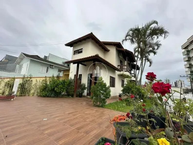 Casa com 4 Quartos à venda, 187m² no Jardim Atlântico, Florianópolis