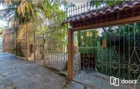 Casa com 4 Quartos à venda, 219m² no Vila Assunção, Porto Alegre