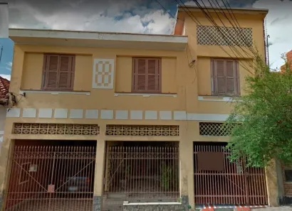 Sobrado com 12 Quartos à venda, 300m² no Cidade Alta, Piracicaba