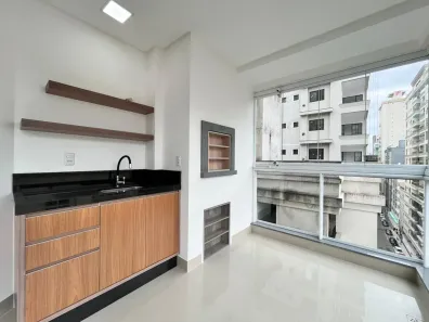 Apartamento com 3 Quartos à venda, 110m² no Meia Praia, Itapema