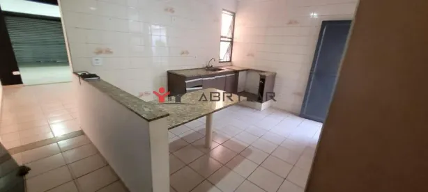 Casa com 3 Quartos para alugar, 251m² no Centro, Jundiaí