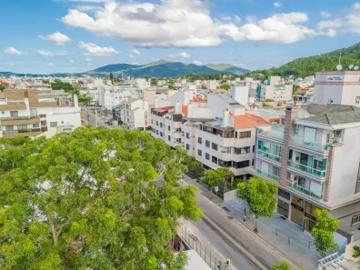 Apartamento com 2 Quartos à venda, 75m² no Canasvieiras, Florianópolis
