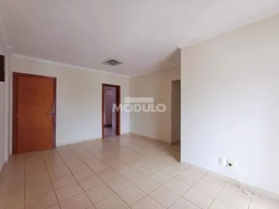 Apartamento com 3 Quartos para alugar, 59m² no Patrimônio, Uberlândia