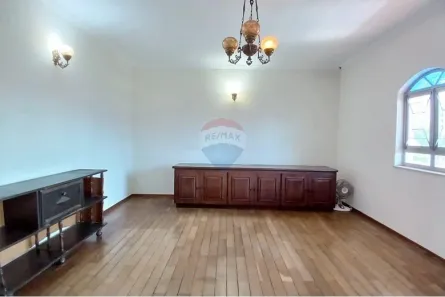 Casa com 3 Quartos para alugar, 281m² no Centro, Nova Odessa