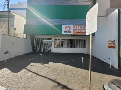 Prédio Comercial para alugar, 700m² no Centro, Uberlândia