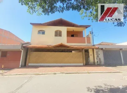 Sobrado com 6 Quartos à venda, 377m² no Jardim São Miguel, Cotia