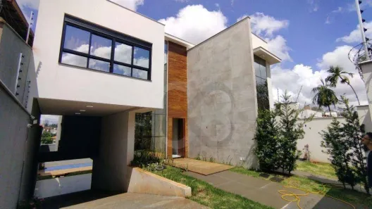 Casa com 3 Quartos à venda, 365m² no Lago Parque, Londrina