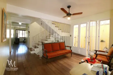 Casa com 4 Quartos à venda, 332m² no Santo Antônio, Porto Alegre