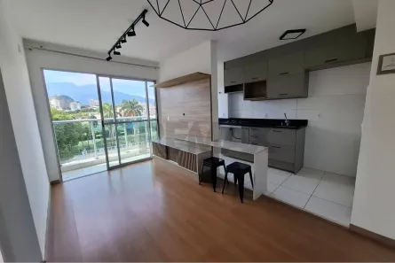 Apartamento com 2 Quartos para alugar, 46m² no Pechincha, Rio de Janeiro
