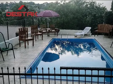 Fazenda/Sítio com 3 Quartos à venda, 1800m² no Monterrey, Louveira