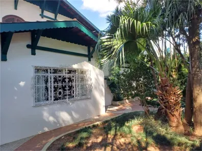 Casa com 6 Quartos à venda, 255m² no Pacaembu, São Paulo