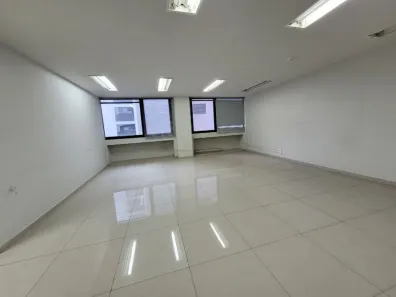 Sala Comercial para alugar, 52m² no Santo Amaro, São Paulo