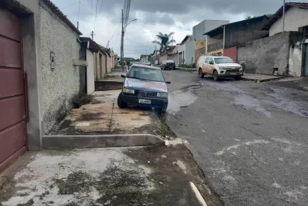 Casa com 2 Quartos à venda, 140m² no São Francisco, Araxá