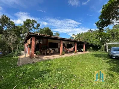Fazenda/Sítio com 3 Quartos à venda, 770m² no Capela Velha, Santana de Parnaíba