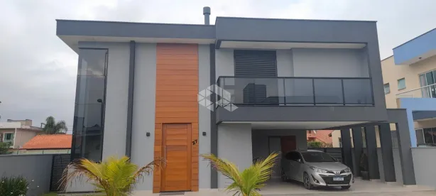 Casa com 3 Quartos à venda, 284m² no São João do Rio Vermelho, Florianópolis