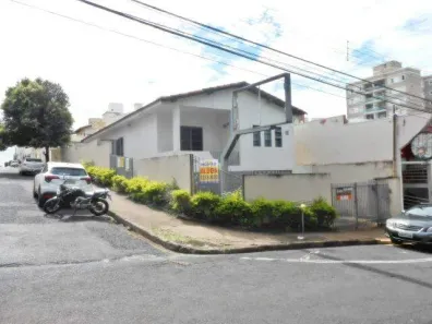 Casa com 3 Quartos à venda, 165m² no Tabajaras, Uberlândia