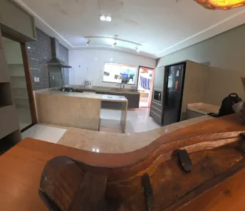 Casa de Condomínio com 4 Quartos para alugar, 1000m² no Ponta Negra, Manaus