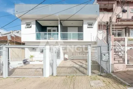 Casa com 3 Quartos à venda, 165m² no Vila Ipiranga, Porto Alegre