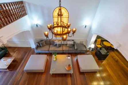 Sobrado com 3 Quartos à venda, 560m² no Jardim Leonor, São Paulo