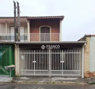 Sobrado com 3 Quartos à venda, 147m² no Parque São Cristóvão, Taubaté