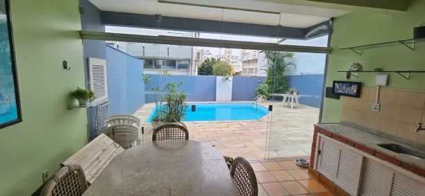 Casa com 4 Quartos à venda, 320m² no Estreito, Florianópolis