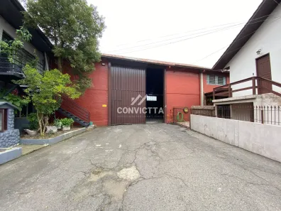 Prédio Comercial para alugar, 700m² no Desvio Rizzo, Caxias do Sul