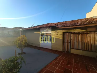 Casa com 3 Quartos à venda, 156m² no Santa Mônica, Londrina