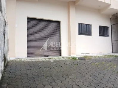 Sala Comercial para alugar, 130m² no Água Verde, Blumenau
