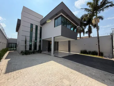 Sobrado com 4 Quartos à venda, 300m² no Setor Faiçalville, Goiânia