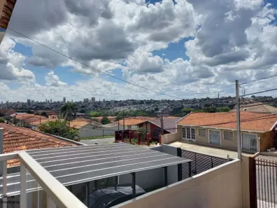 Sobrado com 3 Quartos à venda, 106m² no Uvaranas, Ponta Grossa