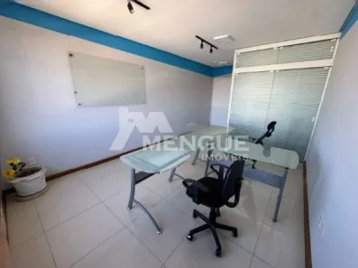 Sala Comercial à venda, 30m² no São Sebastião, Porto Alegre