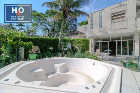 Casa com 2 Quartos à venda, 402m² no Real Parque, São Paulo